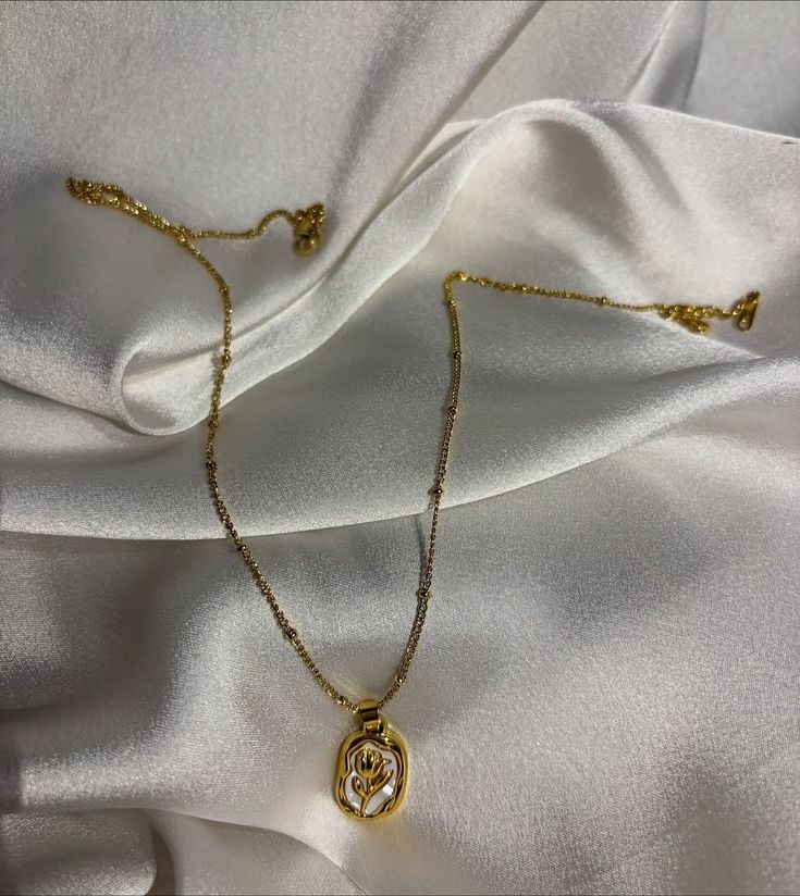 White Tulip Pendant Necklace