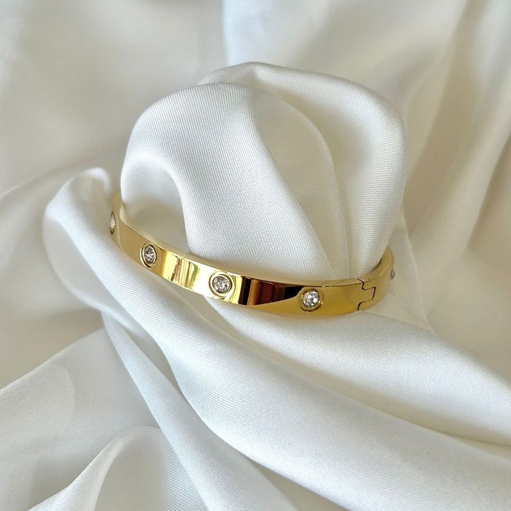 The Aurelian Stone Bangle
