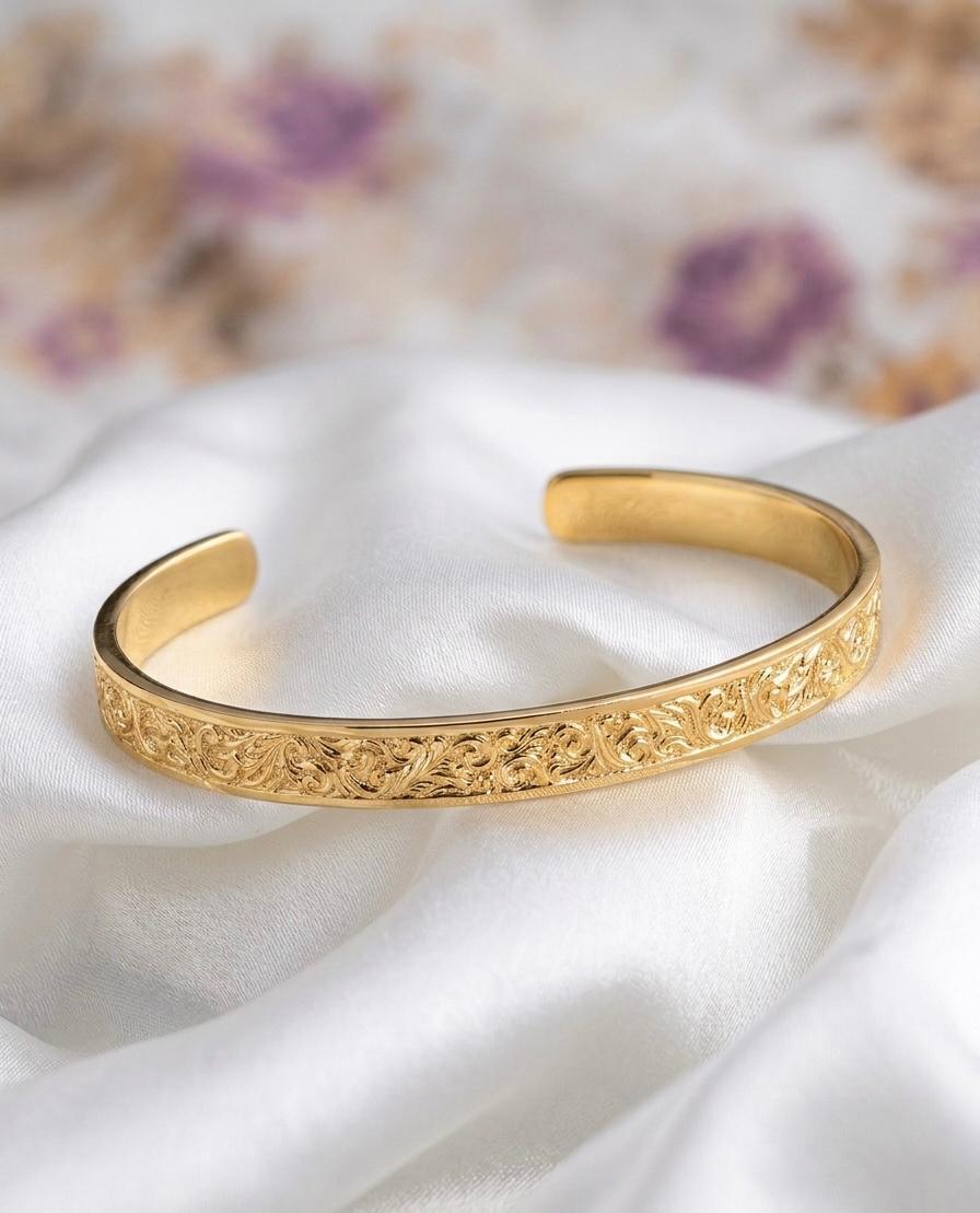 18K Gold Cuff Bracelet